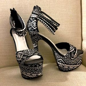 Black & White Platform shoes